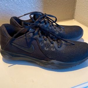 Black Nike 5.5 like new